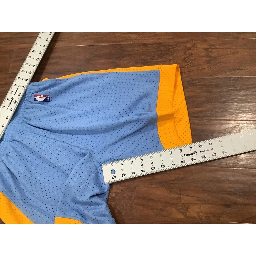 Mitchell & Ness Men's NBA Swingman Shorts Los Angeles Lakers 2001 Retail $80